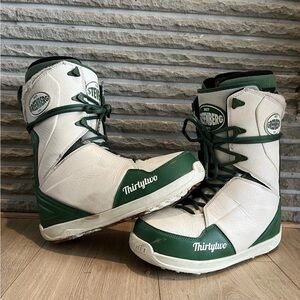 ThirtyTwo snowboarding boots